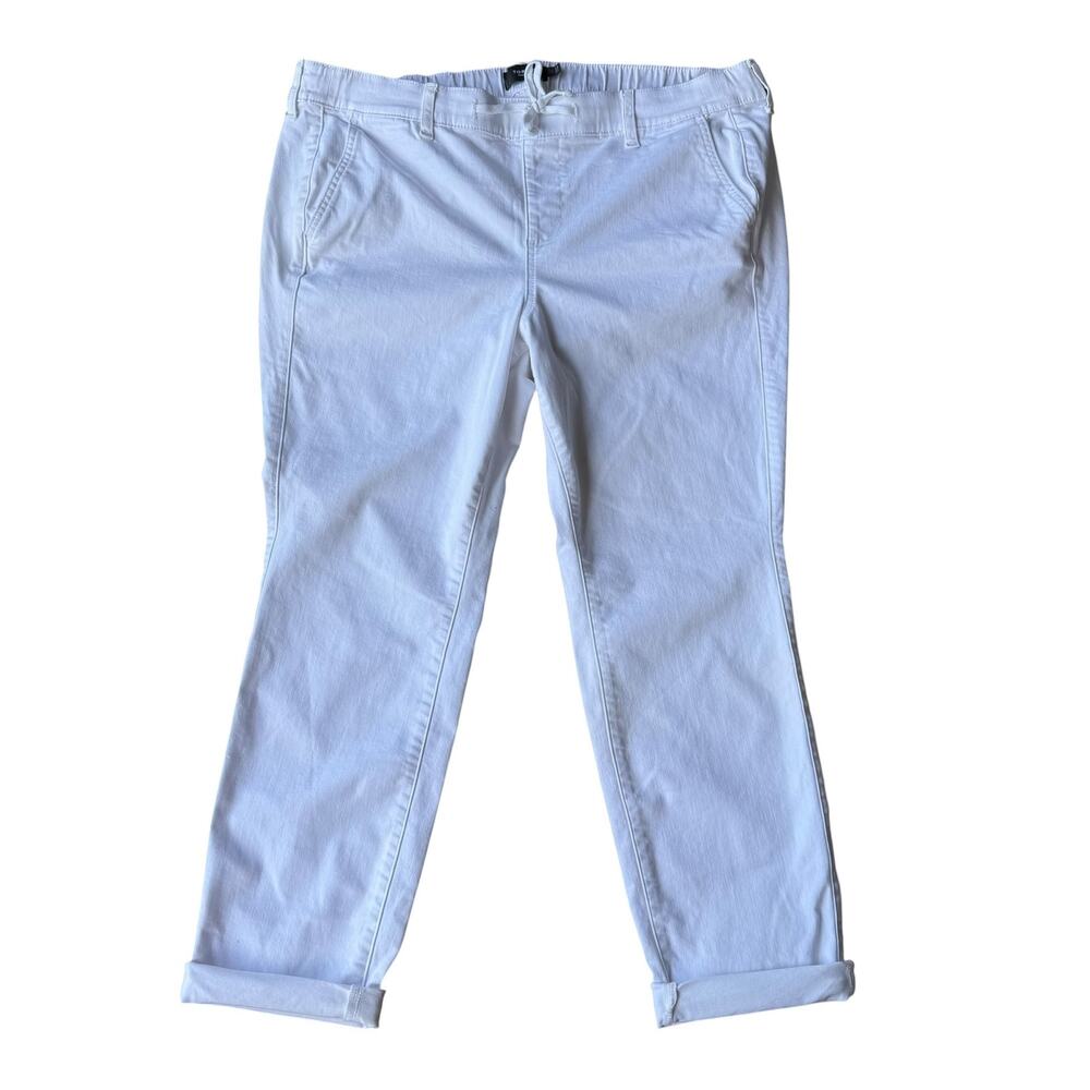NWOT TORRID White Super Soft Weekend Boyfriend Straight Pullon Jeans 2R 2X 18 20